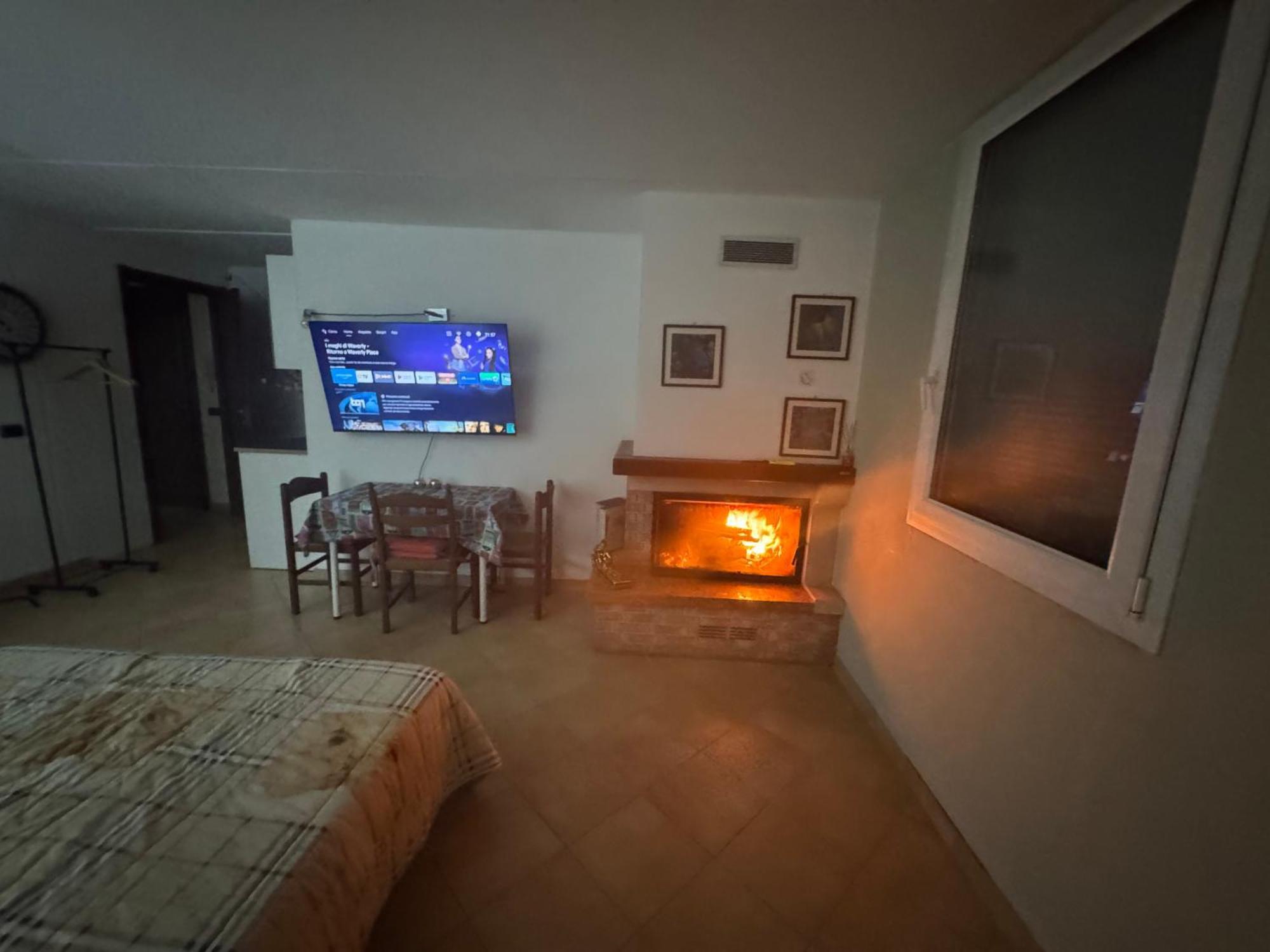 Private Room With Independent Entrance アルコレ エクステリア 写真